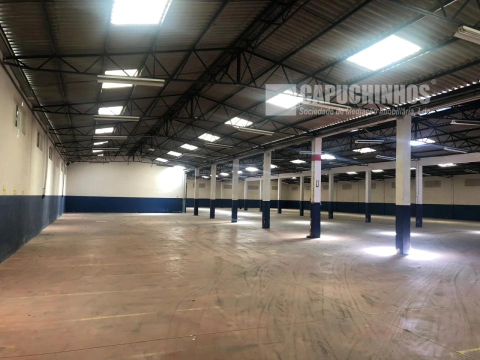 Armazém para Venda em Pataias e Martingança Foto 7