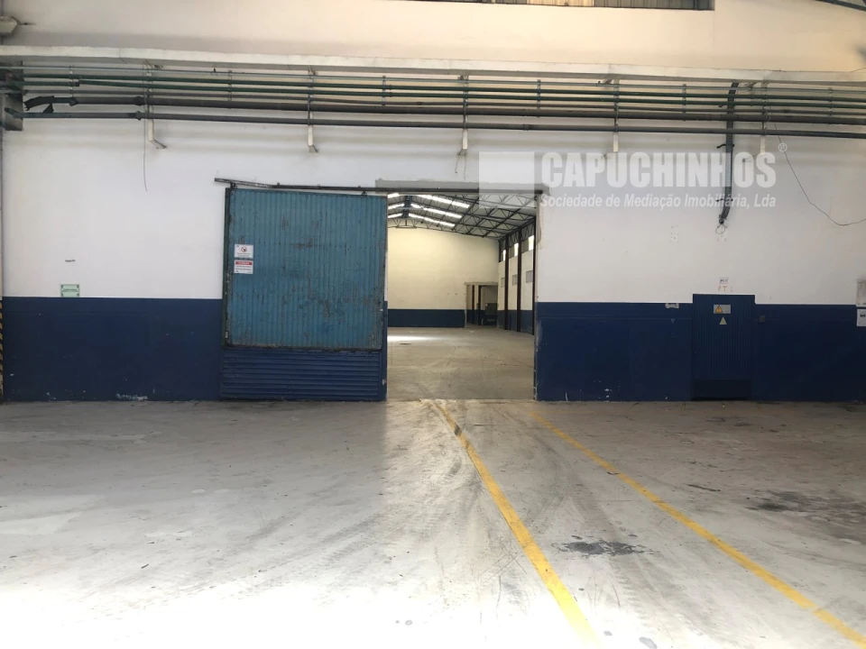 Armazém para Venda em Pataias e Martingança Foto 12