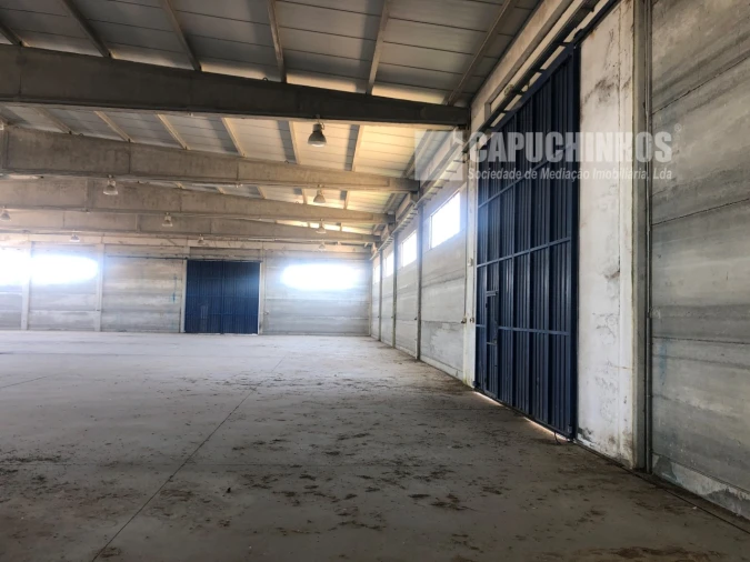 Armazém para Venda em Arraiolos Foto 4