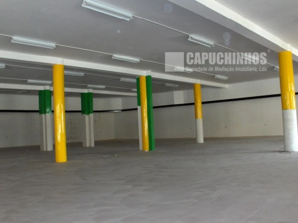 Loja para Venda em Castro Daire Foto 2