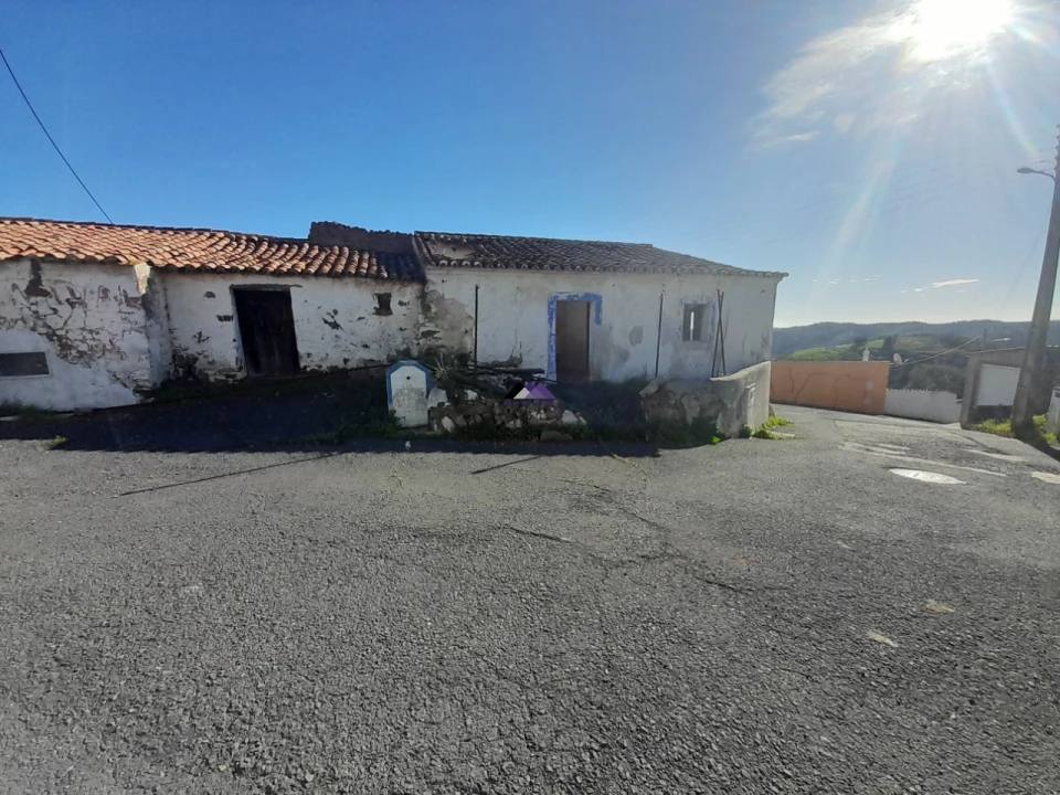 Moradia T1 para Venda em Odeleite Foto 1