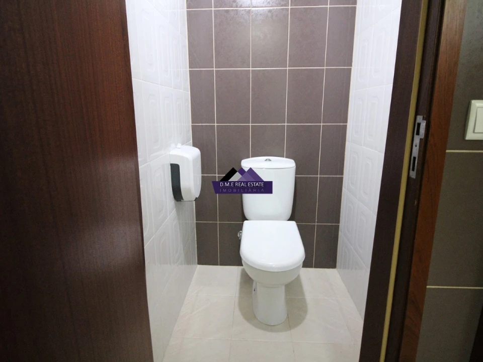 Negócio para Venda em Vila Real de Santo Antonio Foto 23