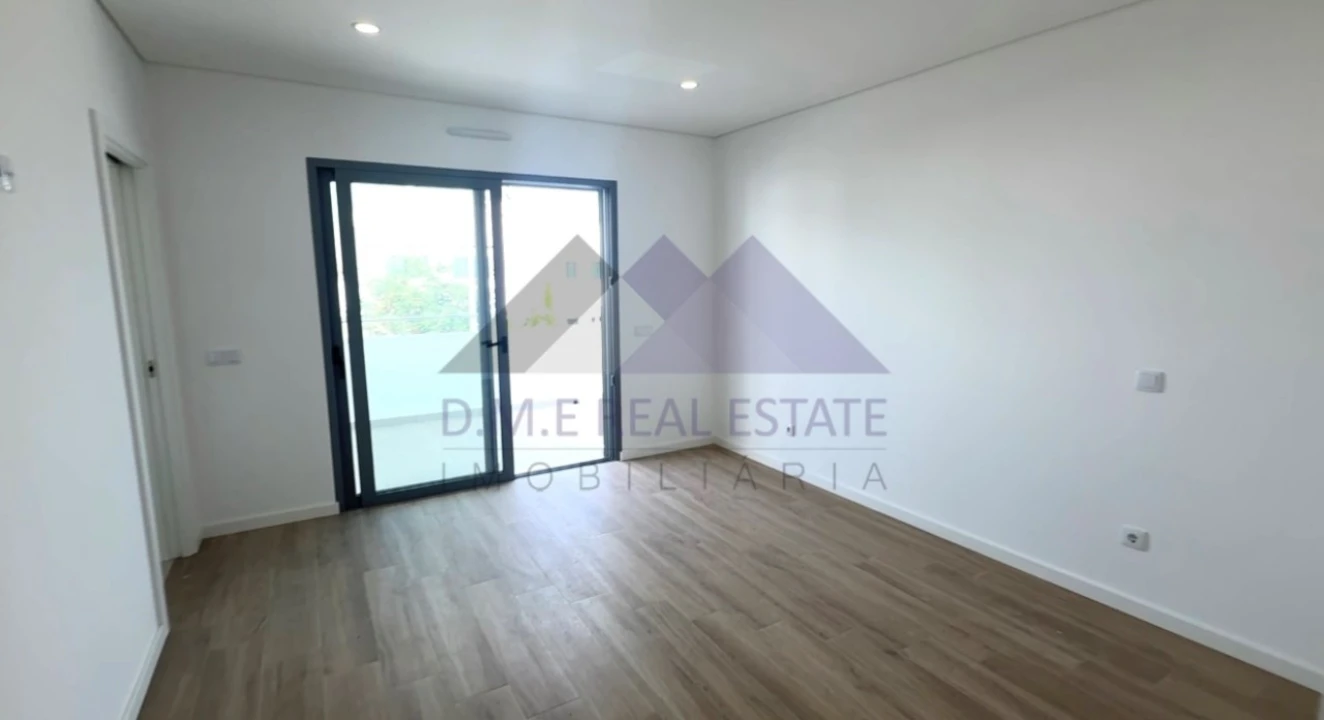 Moradia T4 para Venda em Castro Marim Foto 12