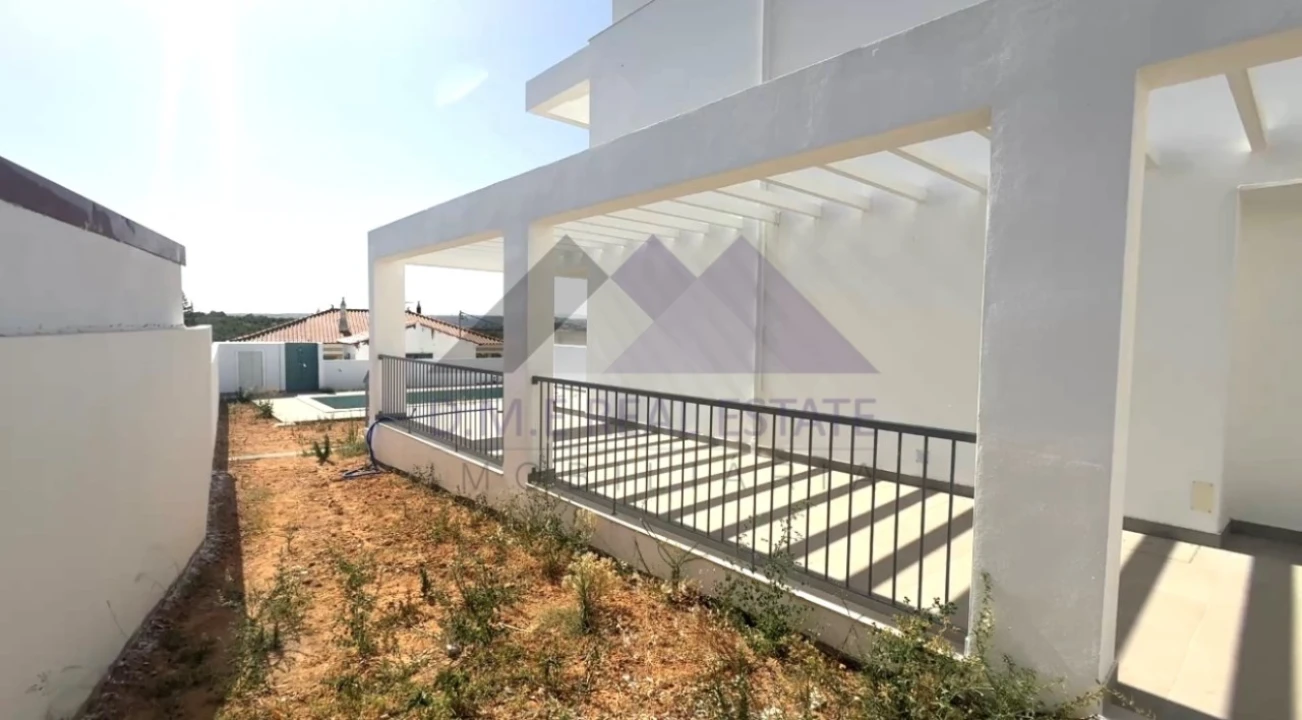 Moradia T4 para Venda em Castro Marim Foto 29