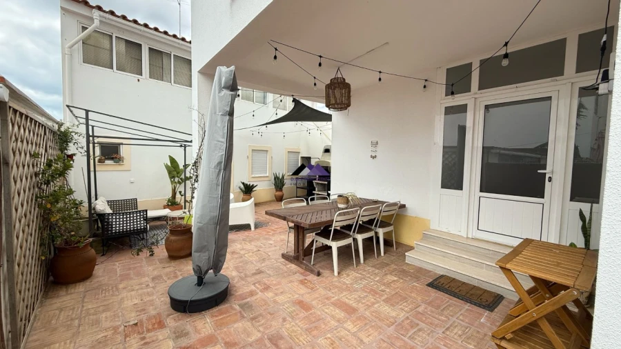 Moradia T3 para Venda em Vila Nova de Cacela Foto 8