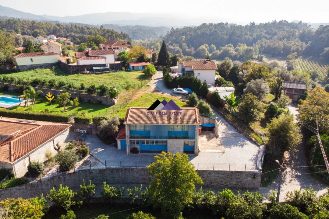 Moradia T2 para Venda em Goães Foto 4