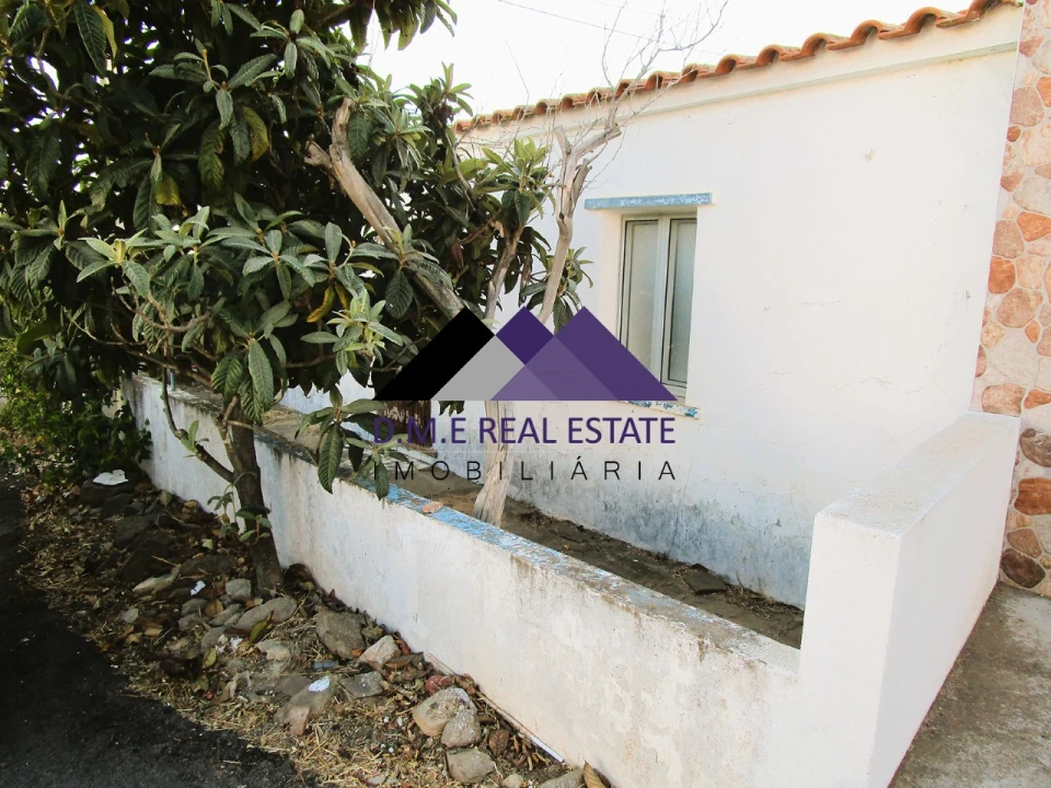 Moradia T2 para Venda em Odeleite Foto 3