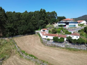 Terreno para Venda em Perre