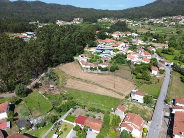 Terreno para Venda em Perre
