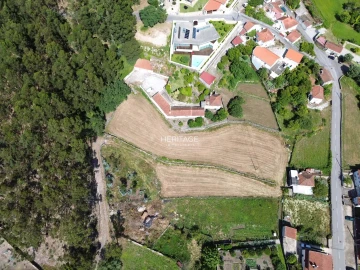 Terreno para Venda em Perre