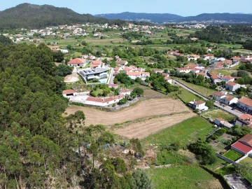 Terreno para Venda em Perre