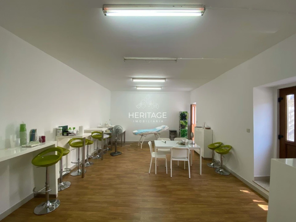 Negócio para Venda em Vila de Punhe Foto 18