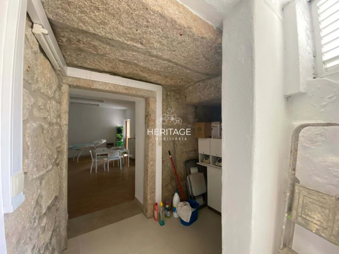 Negócio para Venda em Vila de Punhe Foto 19