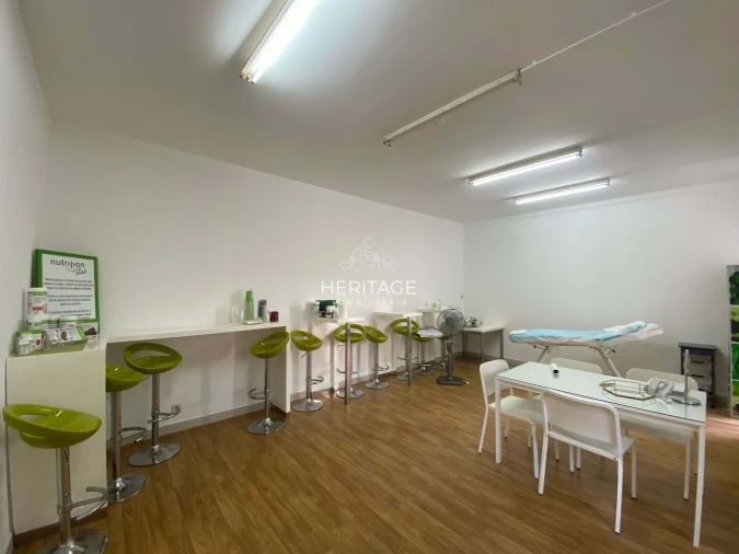 Negócio para Venda em Vila de Punhe Foto 17