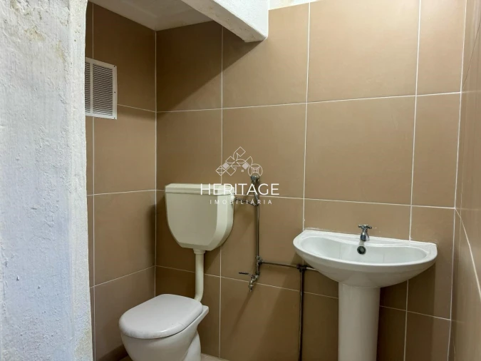 Negócio para Venda em Vila de Punhe Foto 20