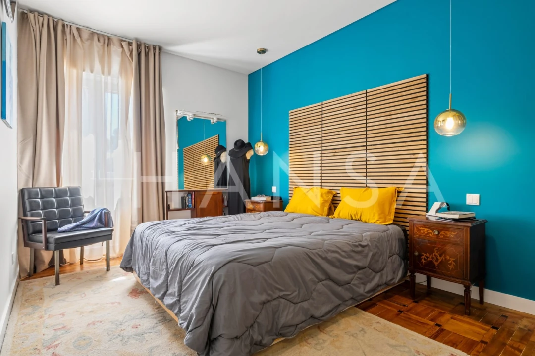 Apartamento T4 para Venda em Carcavelos e Parede Foto 12