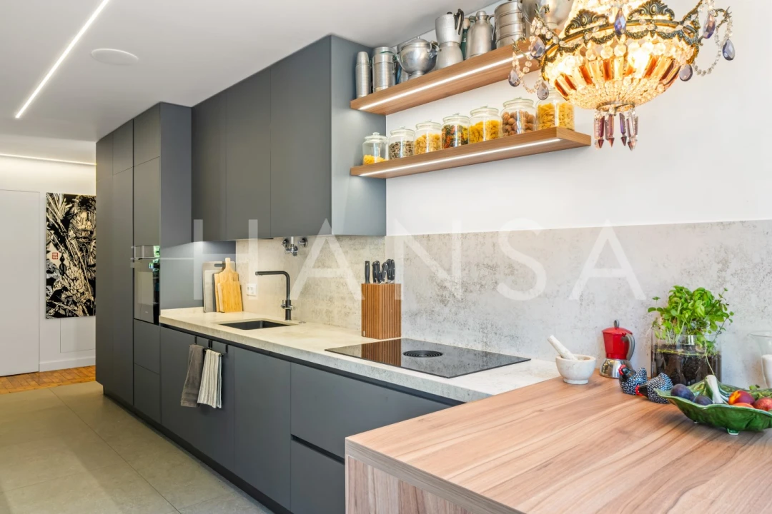 Apartamento T4 para Venda em Carcavelos e Parede Foto 28