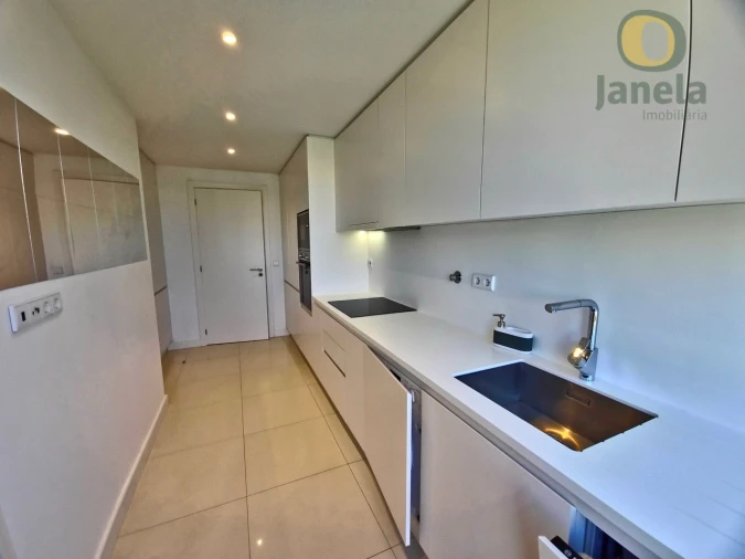 Apartamento T3 para Venda em Quarteira Foto 17