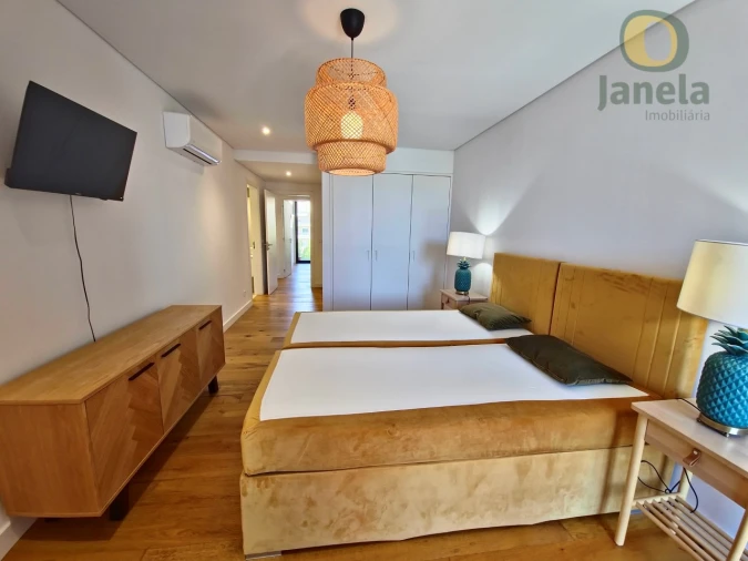 Apartamento T3 para Venda em Quarteira Foto 38