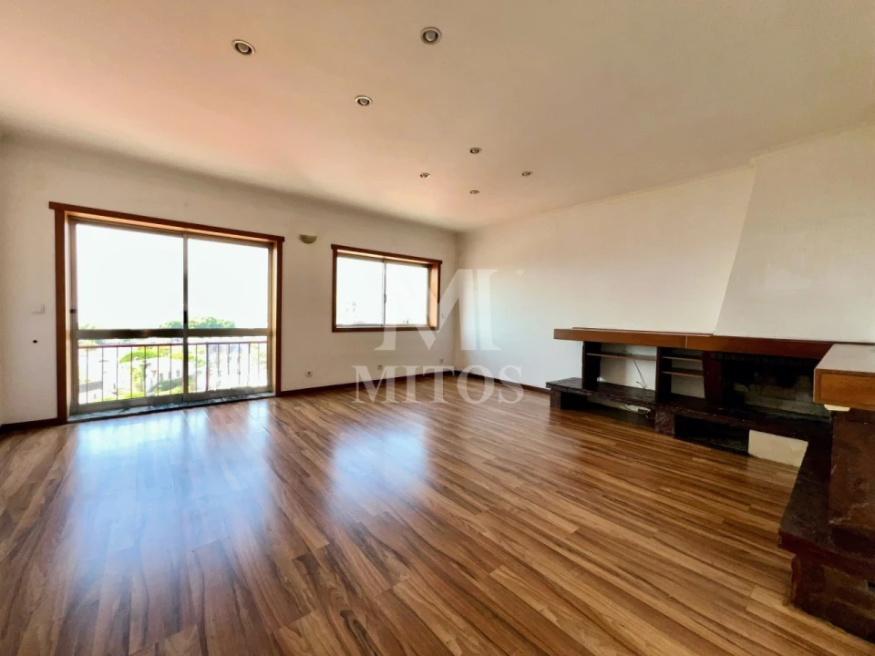 Apartamento T3 para Venda em Santa Maria Maior e Monserrate e Meadela Foto 1