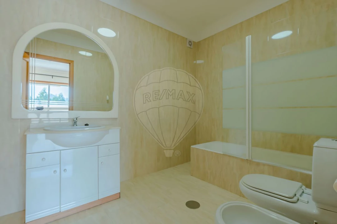 Apartamento T3 para Venda em Argoncilhe Foto 13