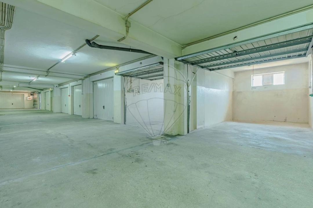 Apartamento T3 para Venda em Argoncilhe Foto 22