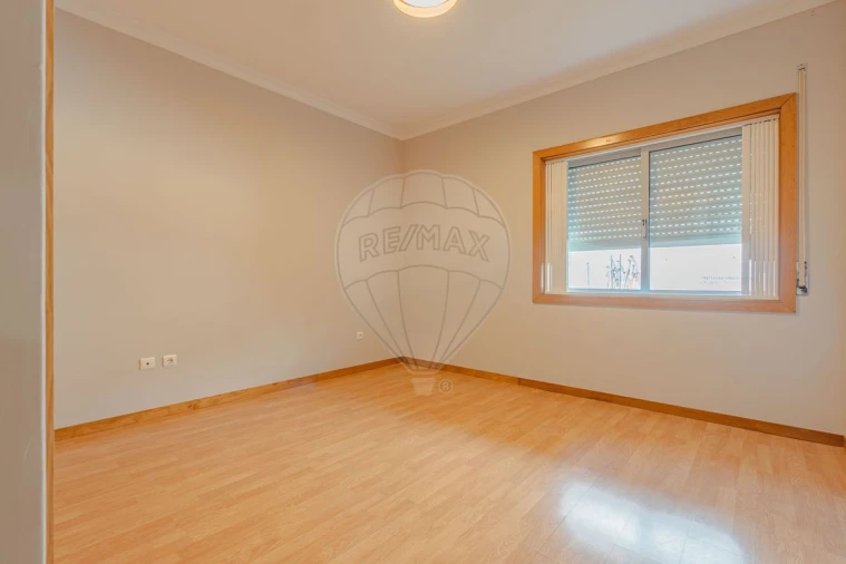 Apartamento T3 para Venda em Argoncilhe Foto 15