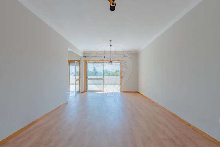 Apartamento T3 para Venda em Argoncilhe Foto 5