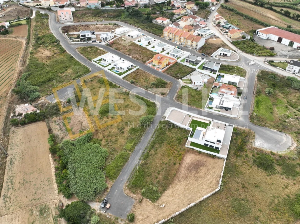 Terreno para Venda em Lourinhã e Atalaia Foto 11