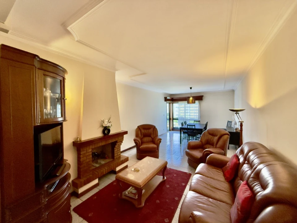 Apartamento T4 para Venda em São Vicente (Braga) Foto 6