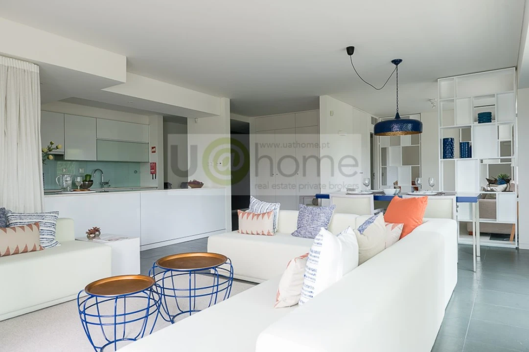 Apartamento T1 para Venda em Carvalhal Foto 3