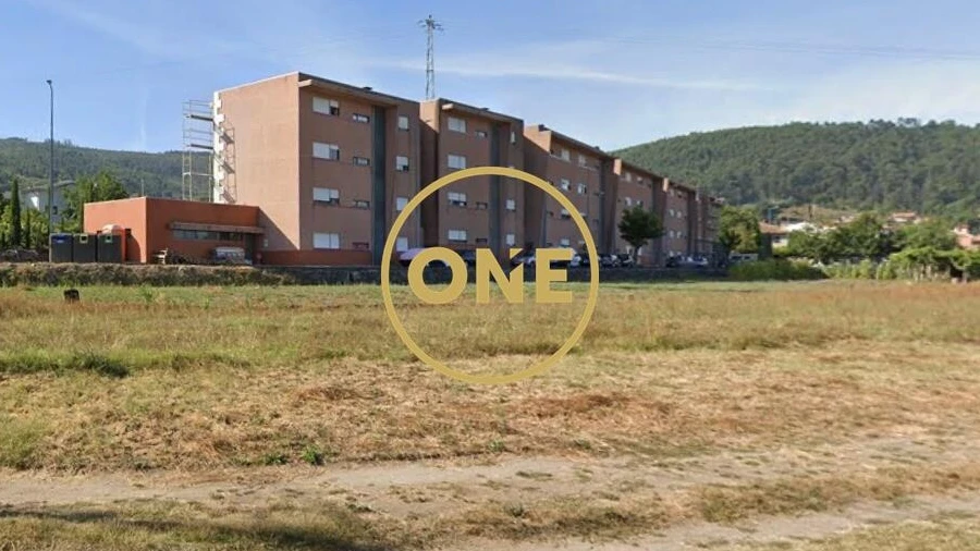 Terreno para Venda em Rebordões