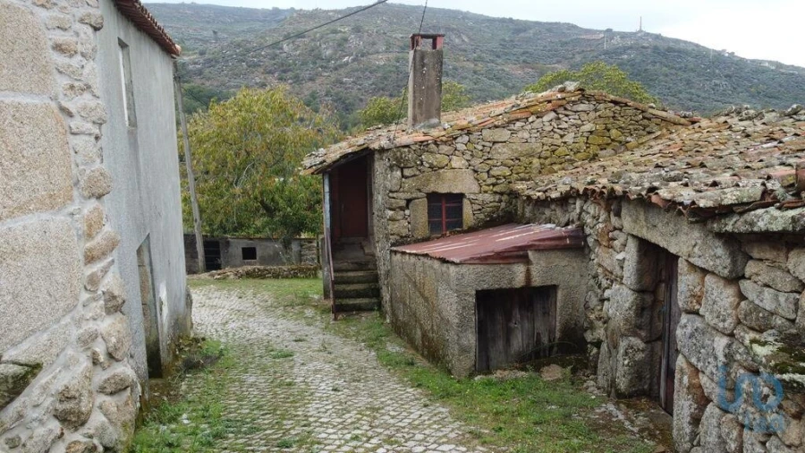 Moradia T2 para Venda em Penedono e Granja Foto 9