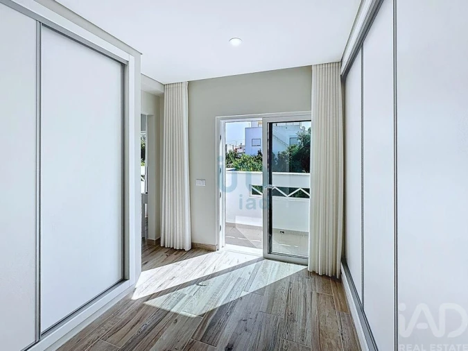 Moradia T2 para Venda em Vila Nova de Cacela Foto 16