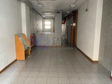 Loja para Venda em Cedofeita, Santo Ildefonso, Sé, Miragaia, São Nicolau e Vitória