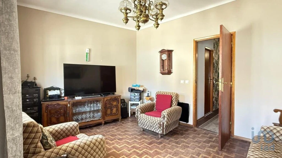 Moradia T3 para Venda em Malhou, Louriceira e Espinheiro Foto 5