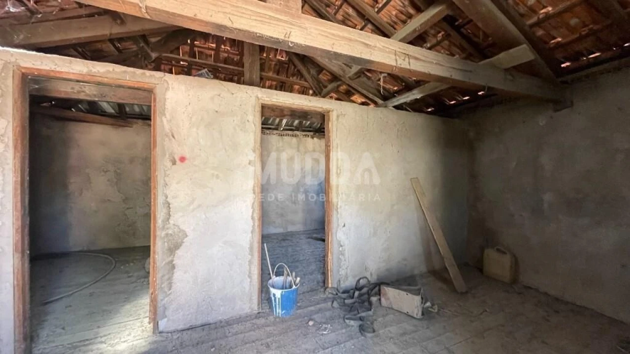 Moradia T5 para Venda em Noura e Palheiros Foto 6