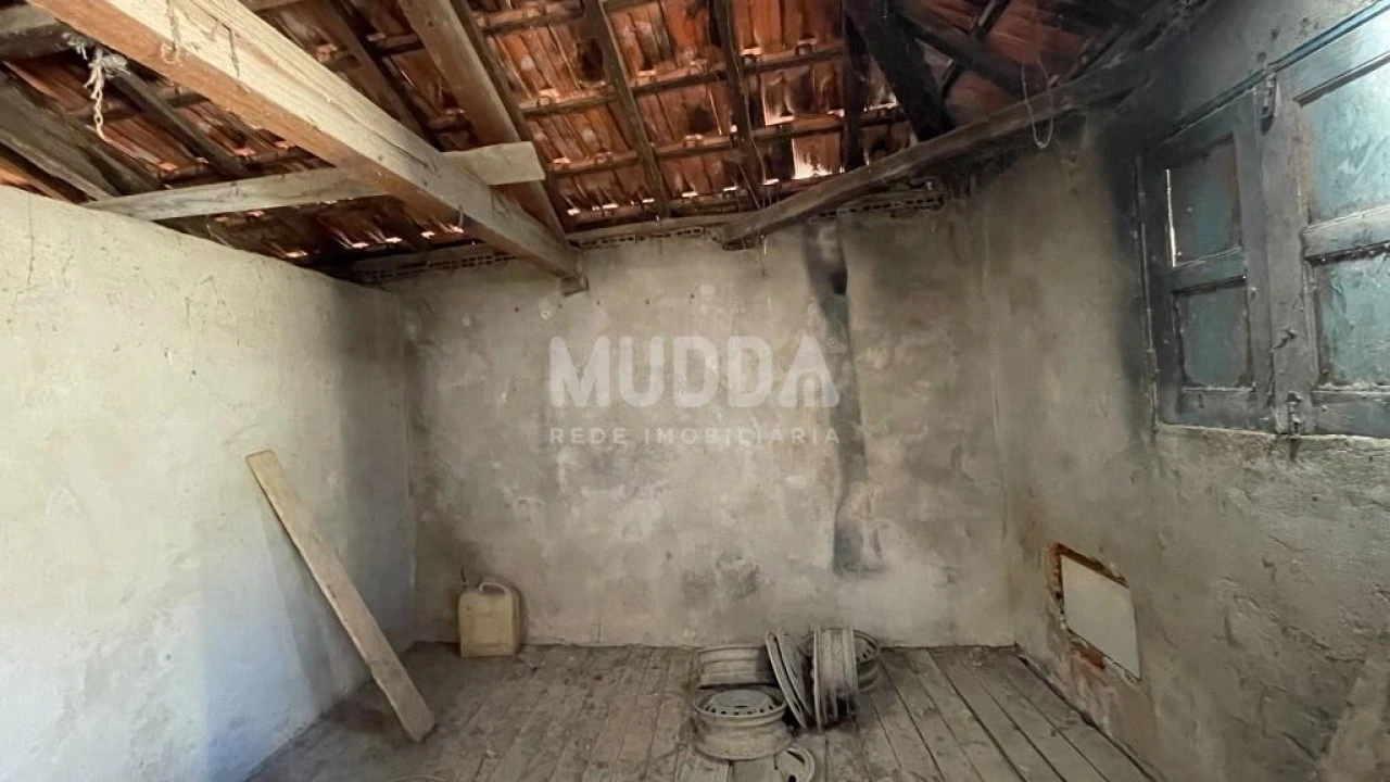 Moradia T5 para Venda em Noura e Palheiros Foto 7