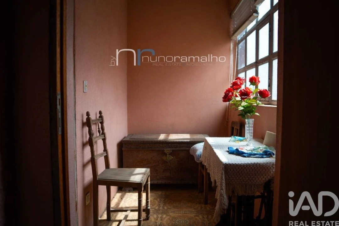 Moradia T2 para Venda em Ervedosa Foto 18