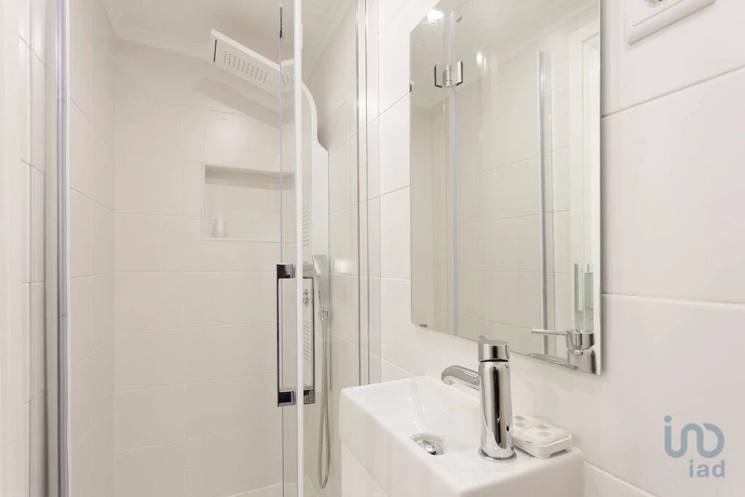 Apartamento T1 para Venda em Misericórdia Foto 9