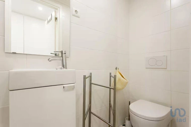 Apartamento T1 para Venda em Misericórdia Foto 8