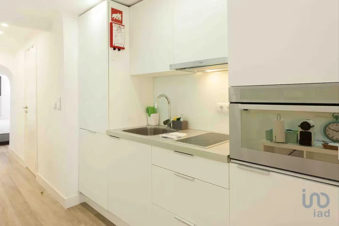 Apartamento T1 para Venda em Misericórdia Foto 4