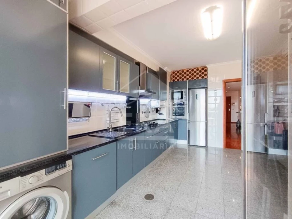 Apartamento T3 para Venda em Requeixo, Nossa Senhora de Fátima e Nariz Foto 3