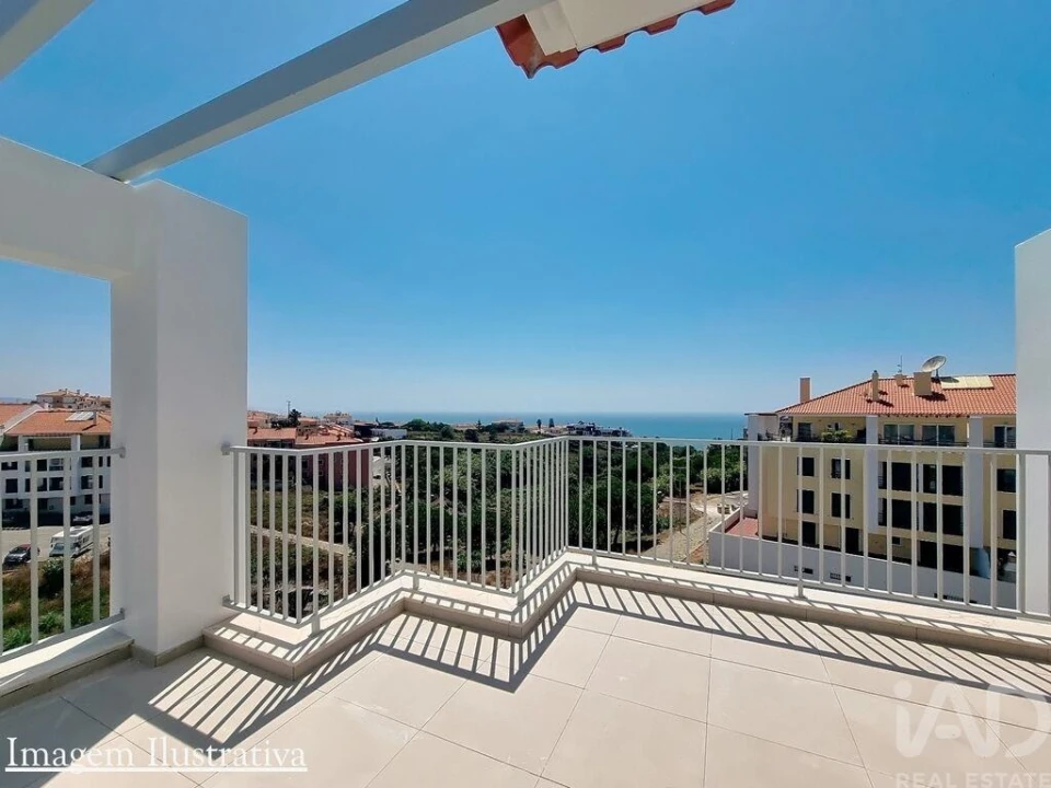 Apartamento T3 para Venda em Ericeira Foto 1