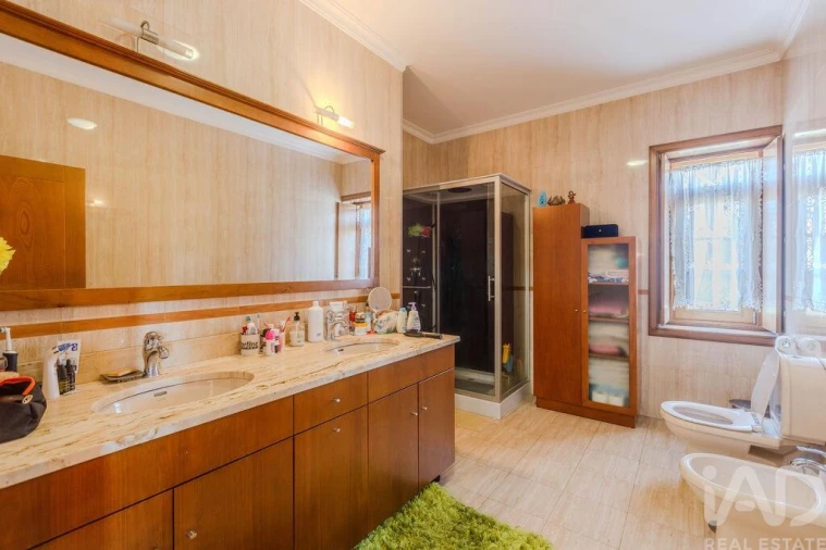 Moradia T5 para Venda em Lijo Foto 17