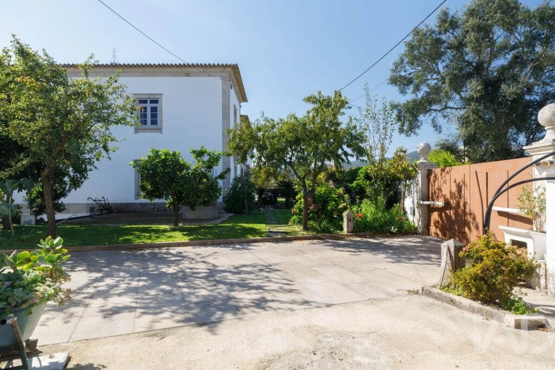 Moradia T5 para Venda em Lijo Foto 25