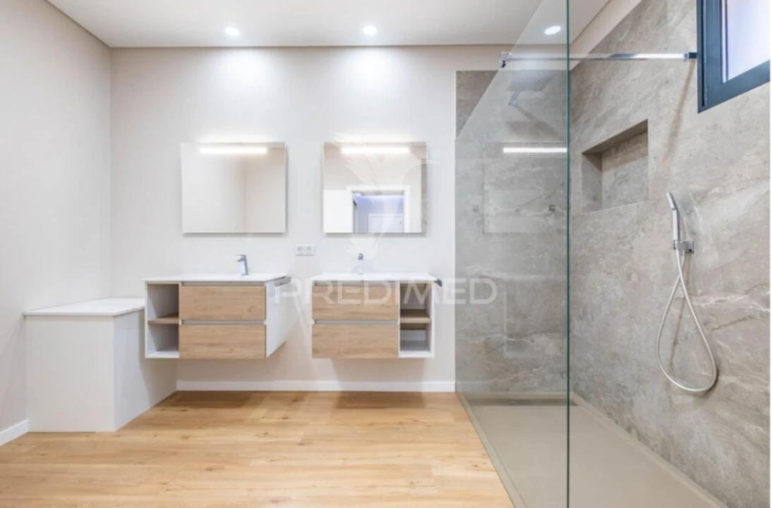 Moradia T3 para Venda em Machico Foto 10