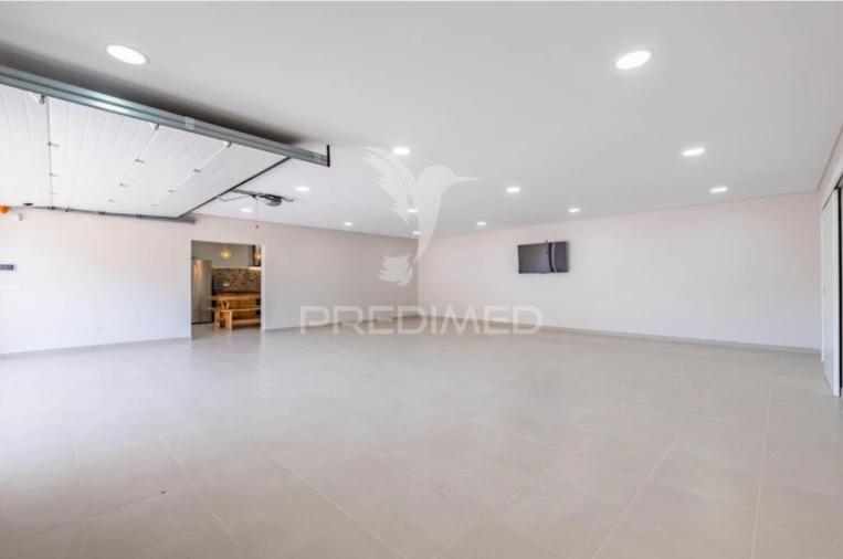 Moradia T3 para Venda em Machico Foto 4