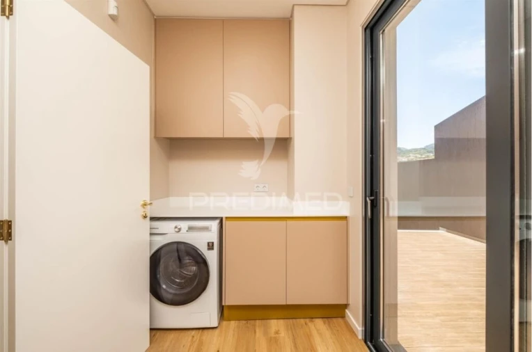 Moradia T3 para Venda em Machico Foto 14