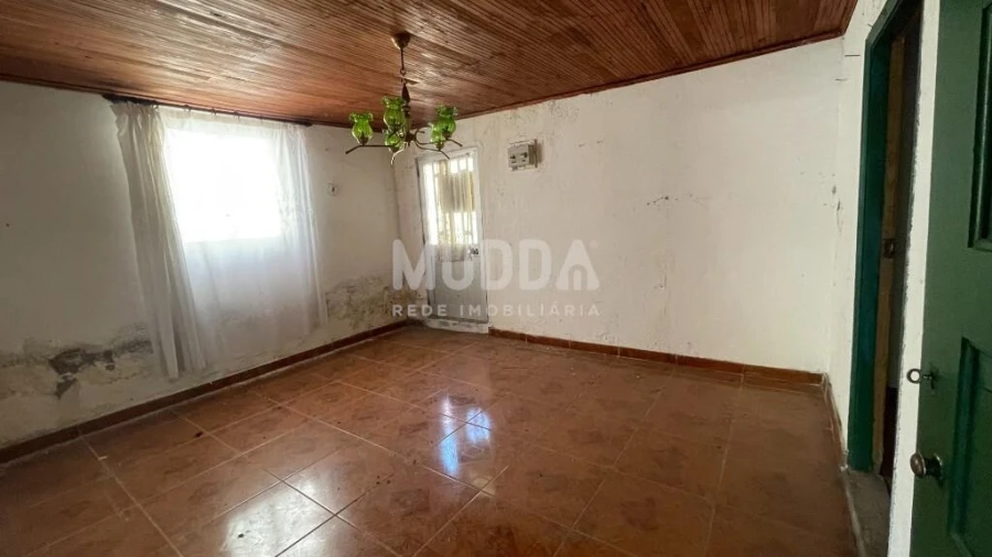 Moradia T2 para Venda em Noura e Palheiros Foto 7